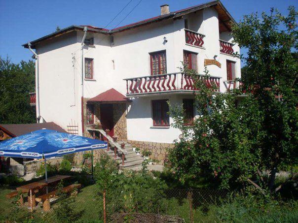 Veselata Guest House 道那班亚 外观 照片