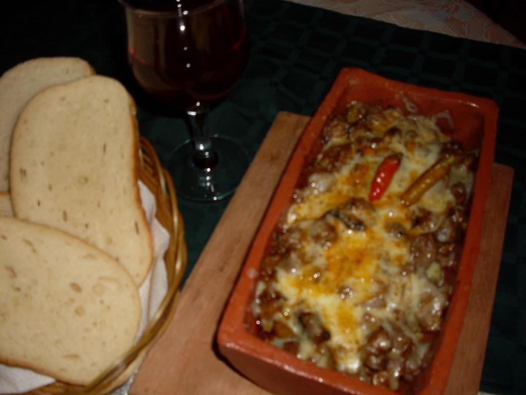 Veselata Guest House 道那班亚 外观 照片